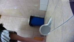 偷拍廁所尿尿